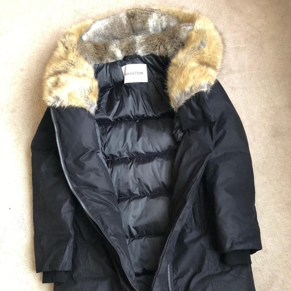 Aritzia Black Snow Jacket with Fur Trim - Picture 1 of 3
